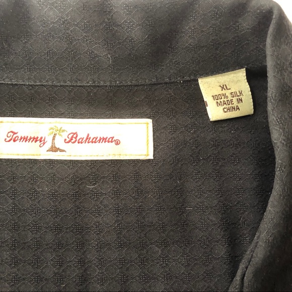 TOMMY BAHAMA Casual Button-Down Silk Shirt - Picture 6 of 8